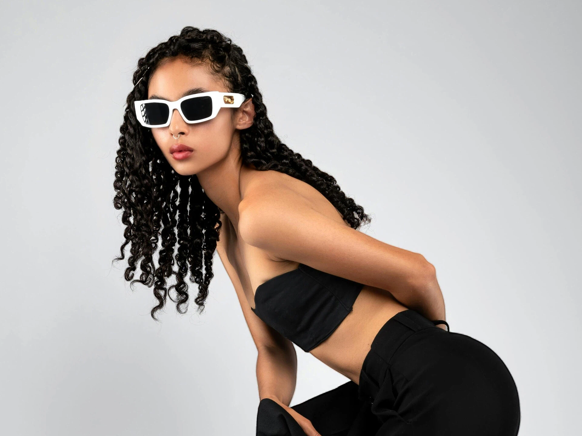 Kumoo Web：专业在线 AI 背景移除工具